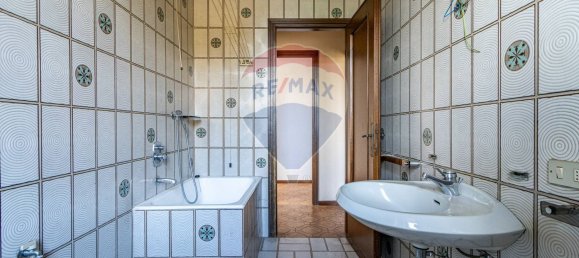 Склад 720м² в Безана ин Брианца, Италия № 359802 32