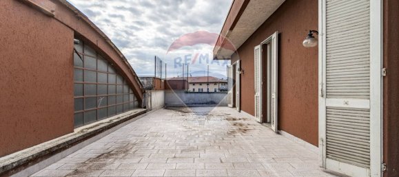 Склад 720м² в Безана ин Брианца, Италия № 359802 24