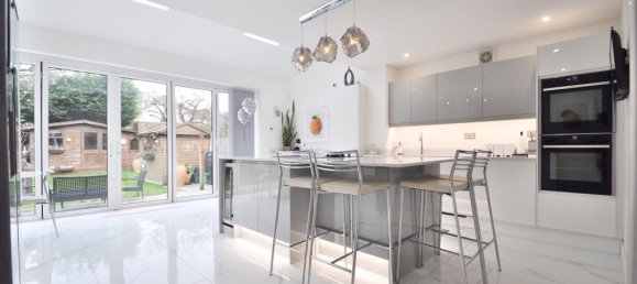 5 bedrooms House in West Wickham, United Kingdom No. 13411 2