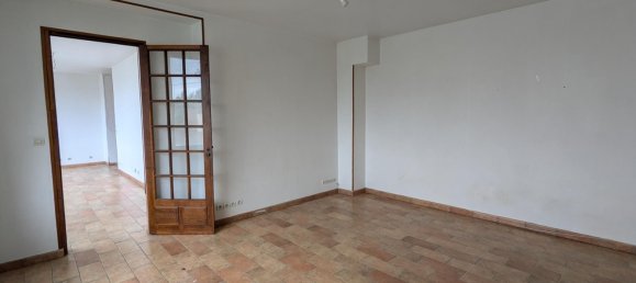 Edificio en Villers-Cotterets, France 385 m² No. 238760 7