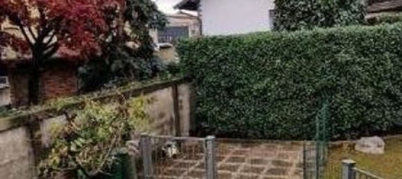 4 rooms House in Legnano, Italy No. 171309 9