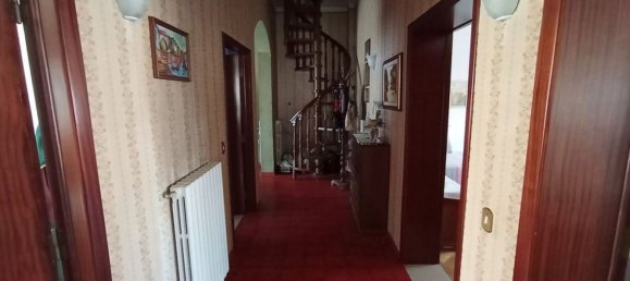 7-Zimmer Wohnung in Sinalunga, Italy, Nr. 215198 2