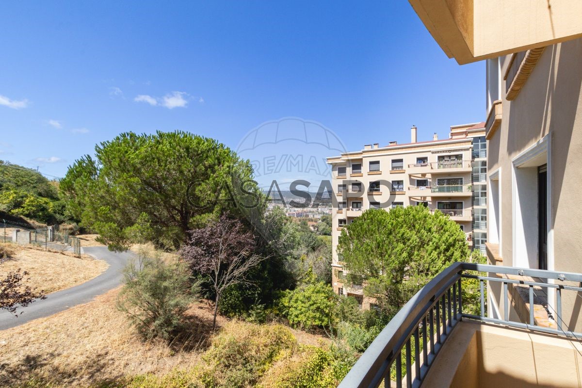 2 bedrooms Apartment in Loures, Portugal No. 284306