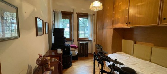 6 rooms Apartment in Rome, Italy No. 66228 7