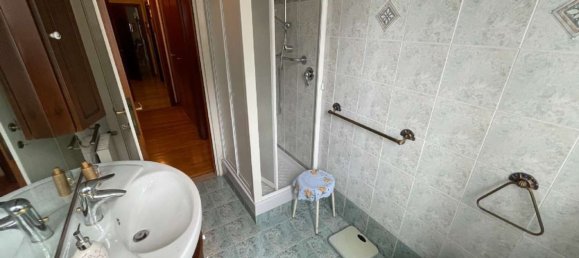 6 rooms Apartment in Rome, Italy No. 66228 30