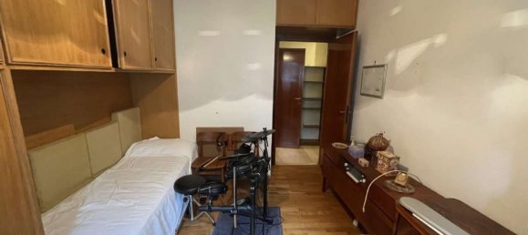 6 rooms Apartment in Rome, Italy No. 66228 8