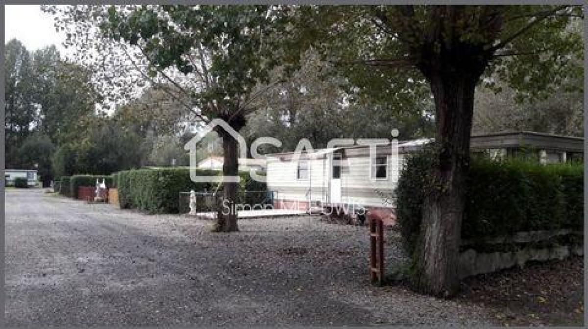 200m² Office in Lumbres, France No. 20513