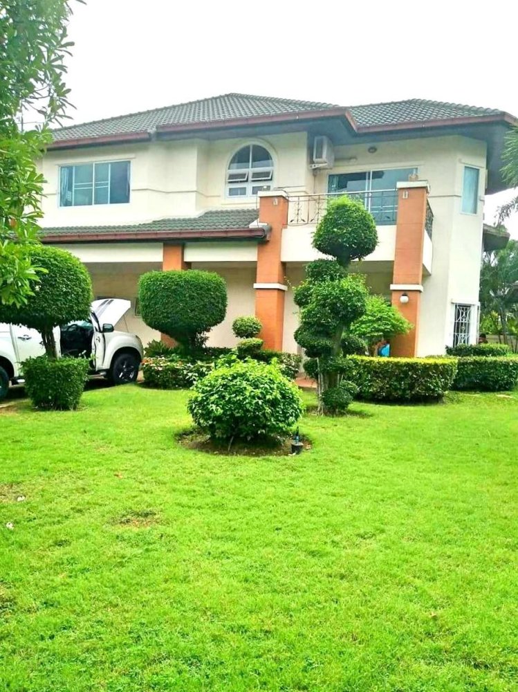 3 bedrooms House in Pattaya, Thailand No. 69666