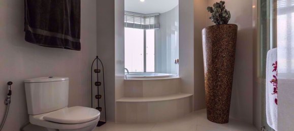 4 bedrooms Condo in Khlong San, Thailand No. 10457 13