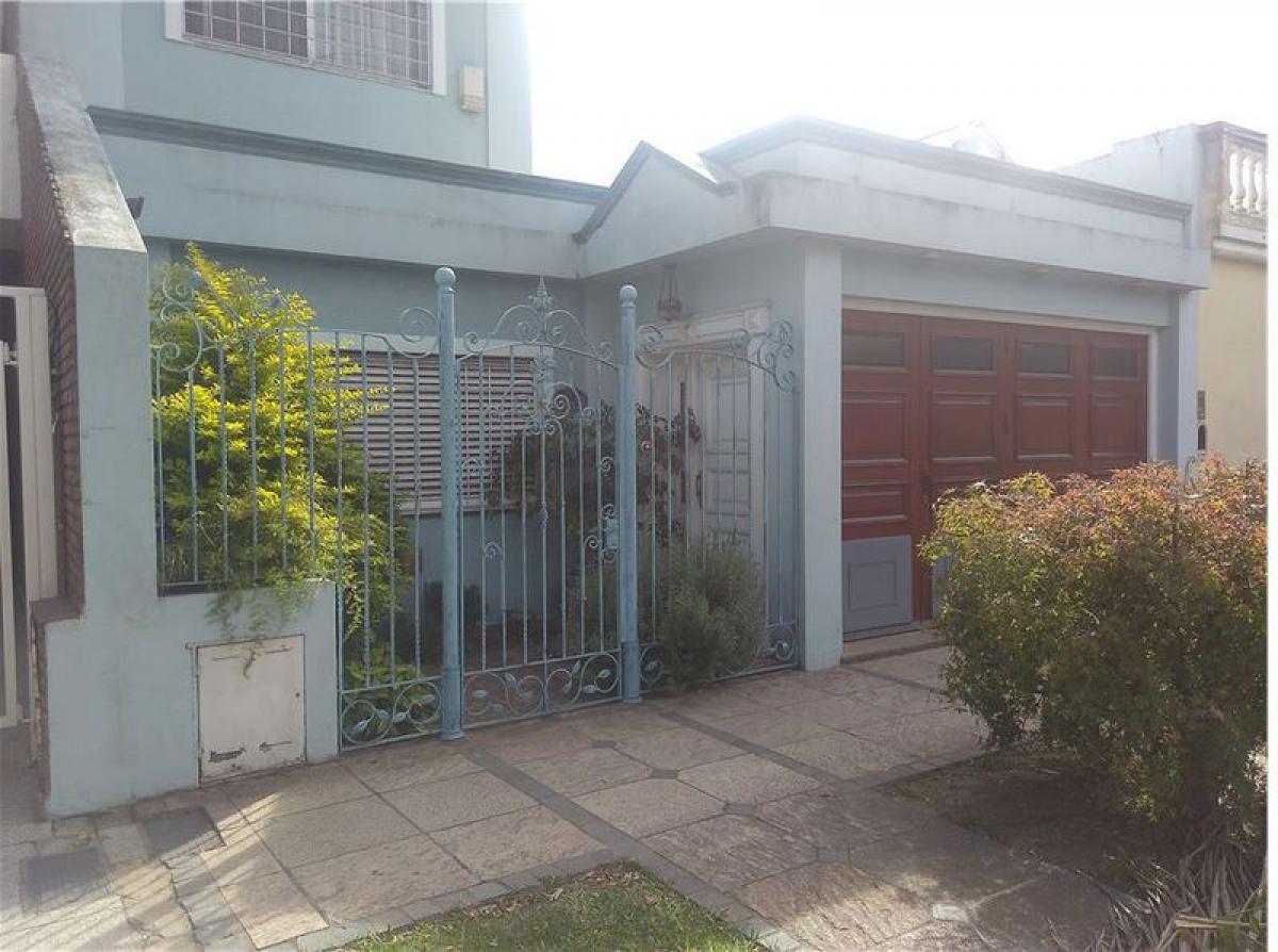 3 Schlafzimmer Haus in Avellaneda, Argentina, Nr. 5340