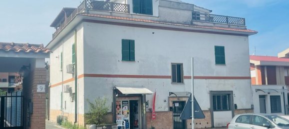 3 bedrooms Apartment in Rome, Italy No. 318823 2