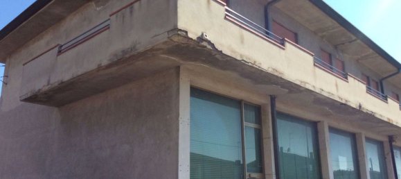 800m² Commercial property in Ceregnano, Italy No. 151179 3