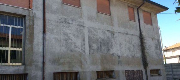 800m² Commercial property in Ceregnano, Italy No. 151179 4