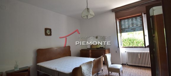 10 rooms Villa in Borgomanero, Italy No. 307574 5