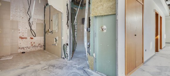 149m² Commercial property in Elda, Spain No. 91921 8