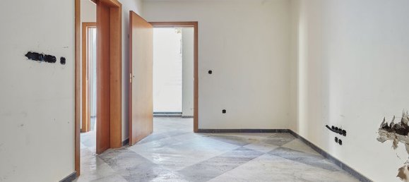 149m² Commercial property in Elda, Spain No. 91921 22