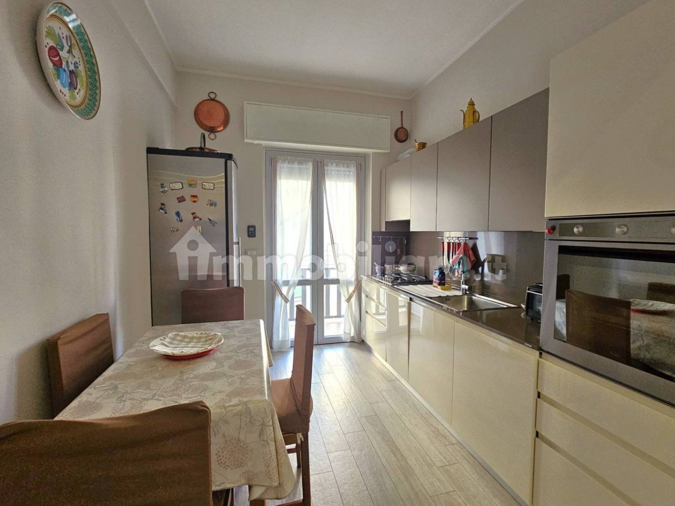 2 bedrooms Apartment in Genoa, Italy No. 401604