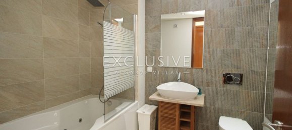 5 Schlafzimmer Haus in Alvor, Portugal, Nr. 186960 16