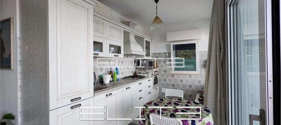 Вилла с 6 комнатами в Нумана, Италия № 79682 9