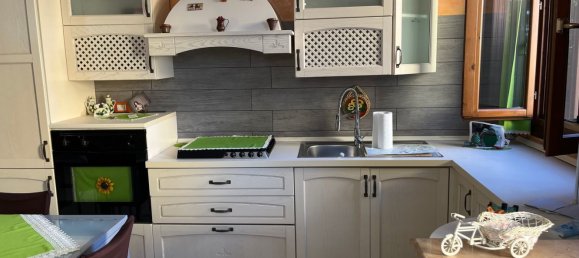 Apartamento de 3 dormitorios en Fiesso Umbertiano, Italy No. 343504 4