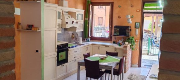 Apartamento de 3 dormitorios en Fiesso Umbertiano, Italy No. 343504 45