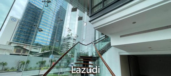 1050m² Warehouse in Bangkok, Thailand No. 23585 2