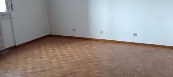 4-Zimmer Wohnung in Rho, Italy, Nr. 330392 11