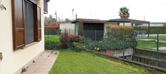 3غرفة شقة في Osio Sopra, Italy رقم 209306 36