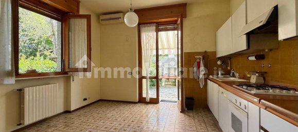 Villa de 4 dormitorios en Voghera, Italy No. 355773 10