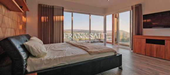 3 bedrooms Villa in Manikata, Malta No. 7269 9