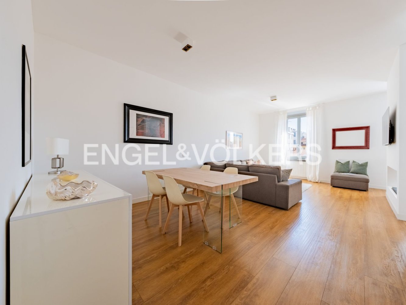 3-Zimmer Wohnung in Milan, Italy, Nr. 336940