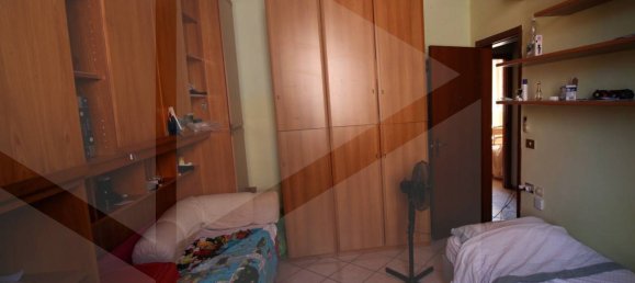 3-Zimmer Wohnung in Bologna, Italy, Nr. 31062 10