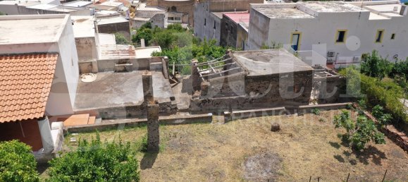 Casa de 3 habitaciónes en Santa Marina Salina, Italy No. 309500 2