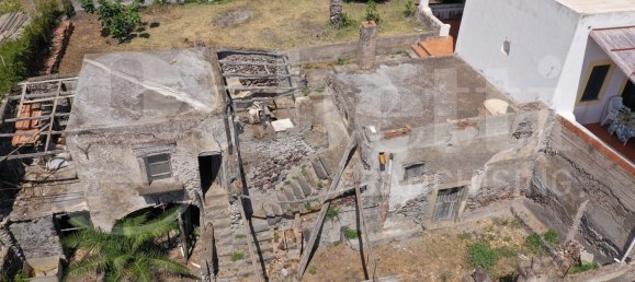 Casa de 3 habitaciónes en Santa Marina Salina, Italy No. 309500 6