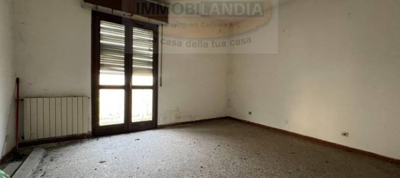 Casa de 8 habitaciónes en Merlino, Italy No. 25814 10