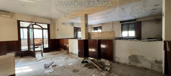 Casa de 8 habitaciónes en Merlino, Italy No. 25814 3