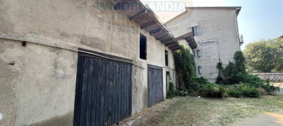 Casa de 8 habitaciónes en Merlino, Italy No. 25814 12