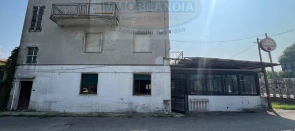 Casa de 8 habitaciónes en Merlino, Italy No. 25814 15