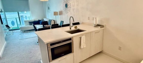 1 dormitorio propiedad comercial en venta en Miami, Miami-Dade, Florida, USA № 615911 21