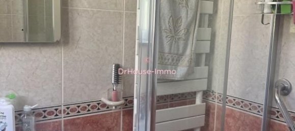 4 bedrooms House in Creteil, France No. 138359 9