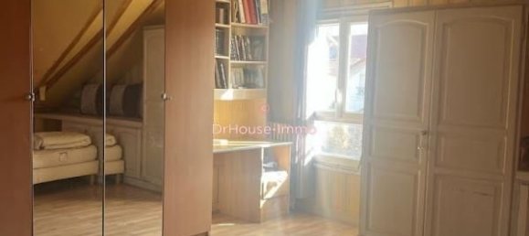 4 bedrooms House in Creteil, France No. 138359 15