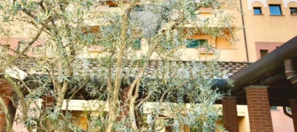 5 غرف نوم منزل ذو طابقين في San Vittore Olona, Italy رقم 161002 2