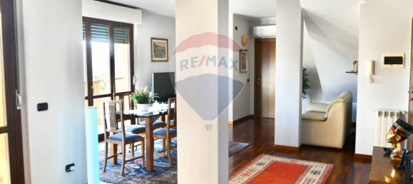 5 غرف نوم منزل ذو طابقين في San Vittore Olona, Italy رقم 161002 12