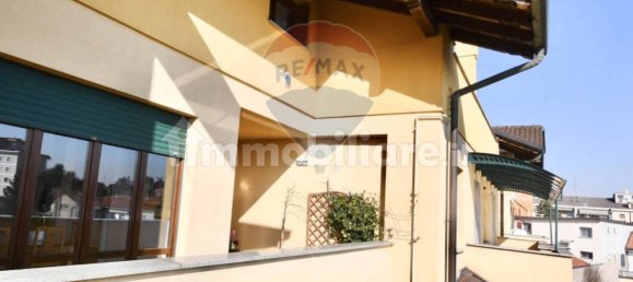 5 غرف نوم منزل ذو طابقين في San Vittore Olona, Italy رقم 161002 14