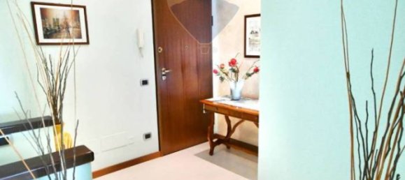 5 غرف نوم منزل ذو طابقين في San Vittore Olona, Italy رقم 161002 37