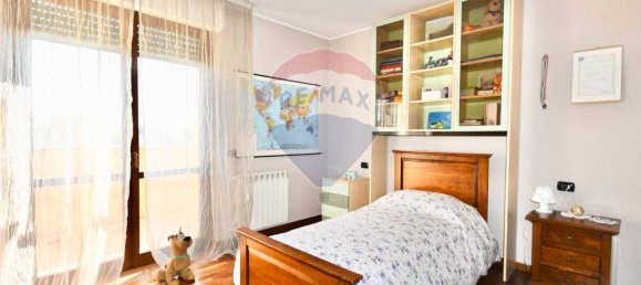 5 غرف نوم منزل ذو طابقين في San Vittore Olona, Italy رقم 161002 25