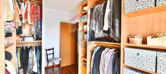 5 غرف نوم منزل ذو طابقين في San Vittore Olona, Italy رقم 161002 30