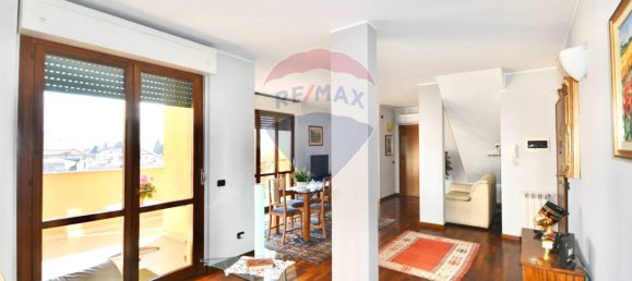 5 غرف نوم منزل ذو طابقين في San Vittore Olona, Italy رقم 161002 13