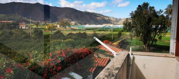 3 rooms House in Falcone, Italy No. 20032 8