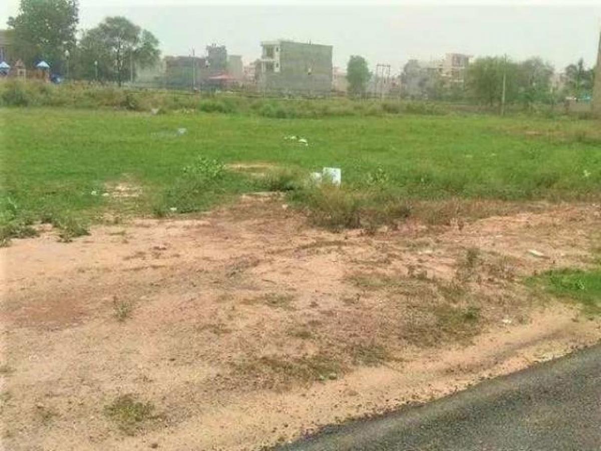  Land in Mohali, India No. 31353